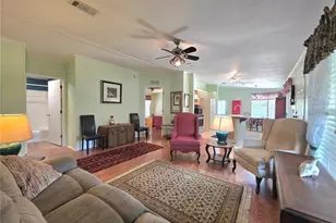37251 Lois Ave, Zephyrhills, FL 33542 - Photo 17