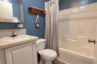37251 Lois Ave, Zephyrhills, FL 33542 - Photo 25
