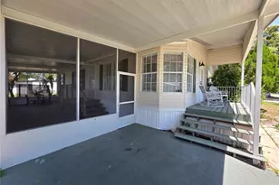 37251 Lois Ave, Zephyrhills, FL 33542 - Photo 5