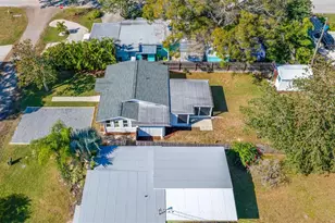 314 Maryland Ave, Crystal Beach, FL 34681 - Photo 15