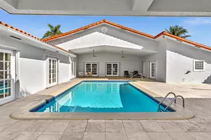 12904 Banyan Rd, North Miami, FL 33181 - Photo 11