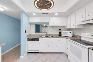 845 Maple Ct, Dunedin, FL 34698 - Photo 11