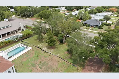 40th Avenue N, Saint Petersburg, FL 33703 - Photo 7