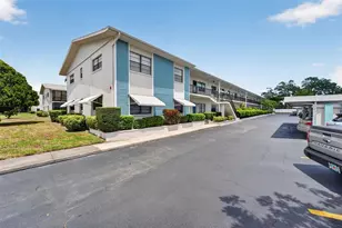 5925 Terrace Park Dr N, Saint Petersburg, FL 33709 - Photo 29