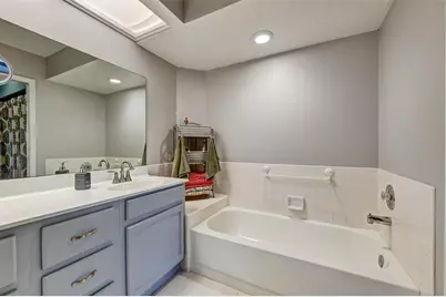 8352 Meadowbrook Drive #10, Seminole, FL 33777 - Photo 27