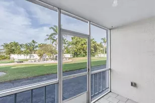 3717 46th Ave S, Saint Petersburg, FL 33711 - Photo 13