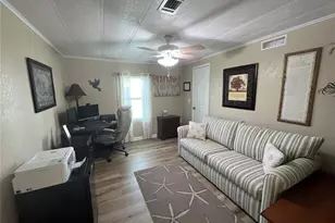 2038 Maui Dr, Holiday, FL 34691 - Photo 11