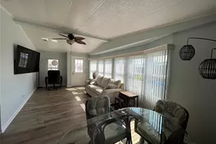 2038 Maui Dr, Holiday, FL 34691 - Photo 9