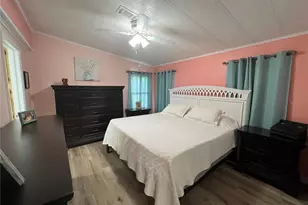 2038 Maui Dr, Holiday, FL 34691 - Photo 13