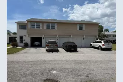 3223 38th Way S #F, Saint Petersburg, FL 33711 - Photo 1