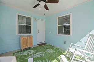 548 Bay St, Dunedin, FL 34698 - Photo 7