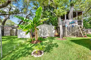 1021 Hamilton Ave, Tarpon Springs, FL 34689 - Photo 53