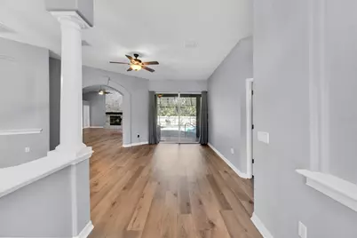 1021 Hamilton Avenue, Tarpon Springs, FL 34689 - Photo 7