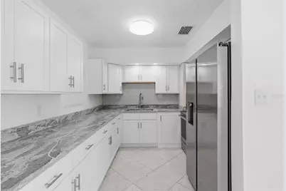 721 Bayshore Drive, Tarpon Springs, FL 34689 - Photo 15