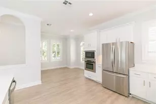 114 E Davis Blvd, Tampa, FL 33606 - Photo 9
