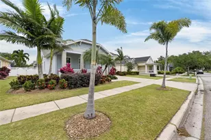 513 Manns Harbor Dr, Apollo Beach, FL 33572 - Photo 9