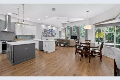 8712 Tantallon Circle, Tampa, FL 33647 - Photo 9