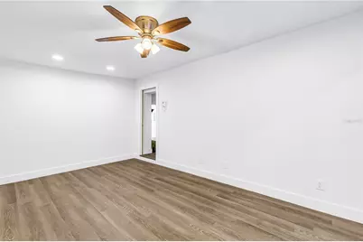 110 NE Monroe Circle N, Saint Petersburg, FL 33702 - Photo 19