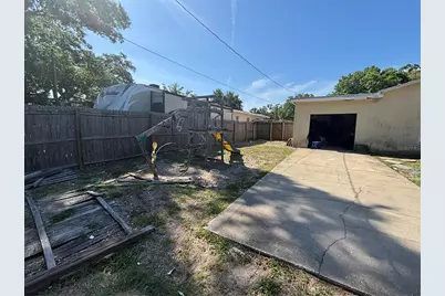 4327 43rd Avenue N, Saint Petersburg, FL 33714 - Photo 5