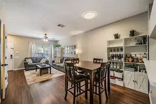 11332 Cayman Key Ave, Tampa, FL 33624 - Photo 7