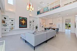 322 80th Ave NE, Saint Petersburg, FL 33702 - Photo 5