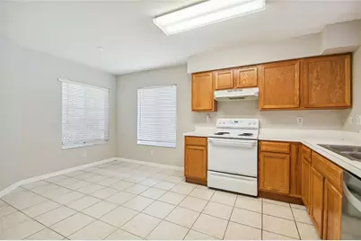 18220 Portside Street, Tampa, FL 33647 - Photo 9