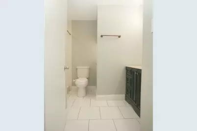 916 E 25th Avenue, Tampa, FL 33605 - Photo 15