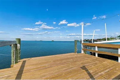 300 Driftwood Drive W, Palm Harbor, FL 34683 - Photo 95