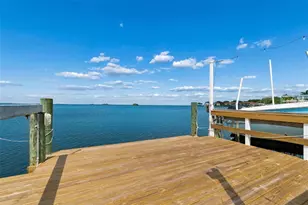 300 Driftwood Dr W, Palm Harbor, FL 34683 - Photo 95