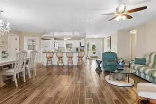 300 Driftwood Dr W, Palm Harbor, FL 34683 - Photo 35