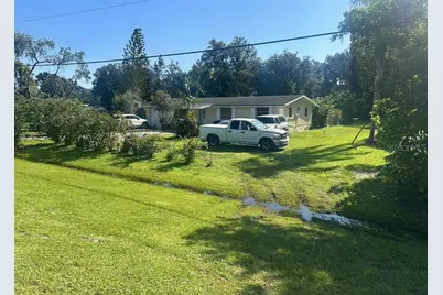 4623 60th Street E, Bradenton, FL 34203 - Photo 11