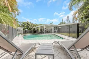 1098 Phyllis Ave, Largo, FL 33771 - Photo 3