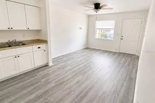 8305 N Marks St, Tampa, FL 33604 - Photo 7