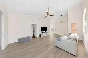 3838 Muirfield Ct, Palm Harbor, FL 34685 - Photo 5