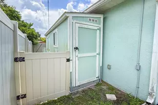 29708 69th St N, Clearwater, FL 33761 - Photo 9
