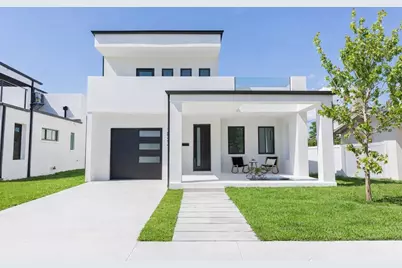 2521 18th Avenue N, Saint Petersburg, FL 33713 - Photo 1