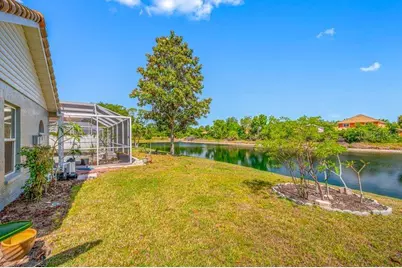 5321 Gardens Dr, Sarasota, FL 34243 - Photo 33