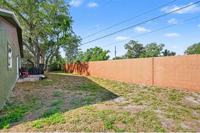 4105 Spring Way Circle, Valrico, FL 33596 - Photo 33
