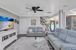 7581 Cumberland Rd, Seminole, FL 33777 - Photo 11
