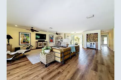 2162 W Vina Del Mar Boulevard, Saint Pete Beach, FL 33706 - Photo 23