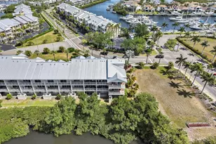 3202 Mangrove Point Dr, Ruskin, FL 33570 - Photo 11