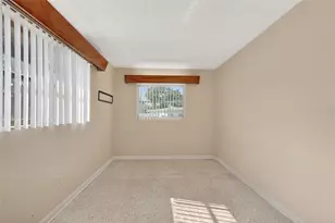 1610 Valencia Dr W, Largo, FL 33778 - Photo 23