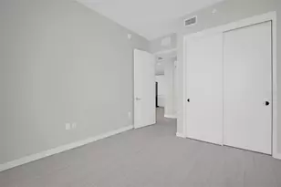 400 Central Ave, Saint Petersburg, FL 33701 - Photo 43