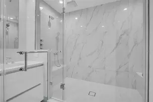 400 Central Ave, Saint Petersburg, FL 33701 - Photo 37