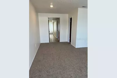 5060 76th Avenue N #409, Pinellas Park, FL 33781 - Photo 5
