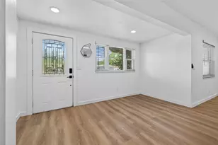 4413 W Rogers Ave, Tampa, FL 33611 - Photo 7