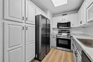 4413 W Rogers Ave, Tampa, FL 33611 - Photo 9