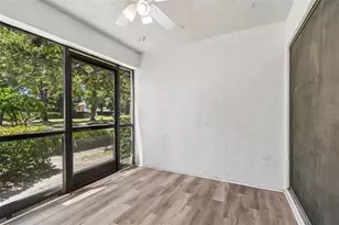8737 Bardmoor Pl, Seminole, FL 33777 - Photo 23