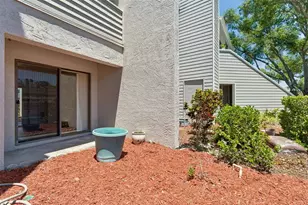 8737 Bardmoor Pl, Seminole, FL 33777 - Photo 45