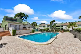 4114 Pinelake Ln, Tampa, FL 33618 - Photo 23